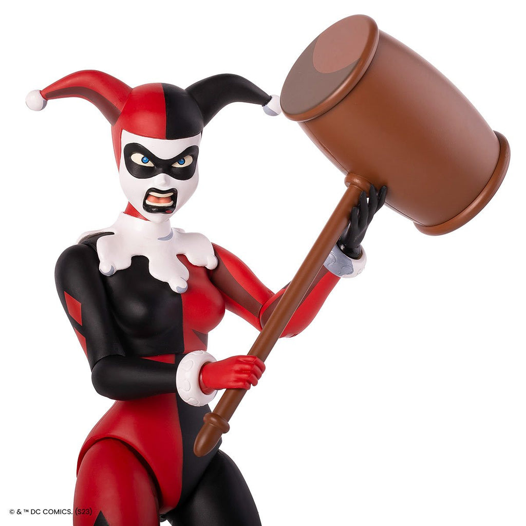BTAS Harley Quinn 1:6 figure - side view